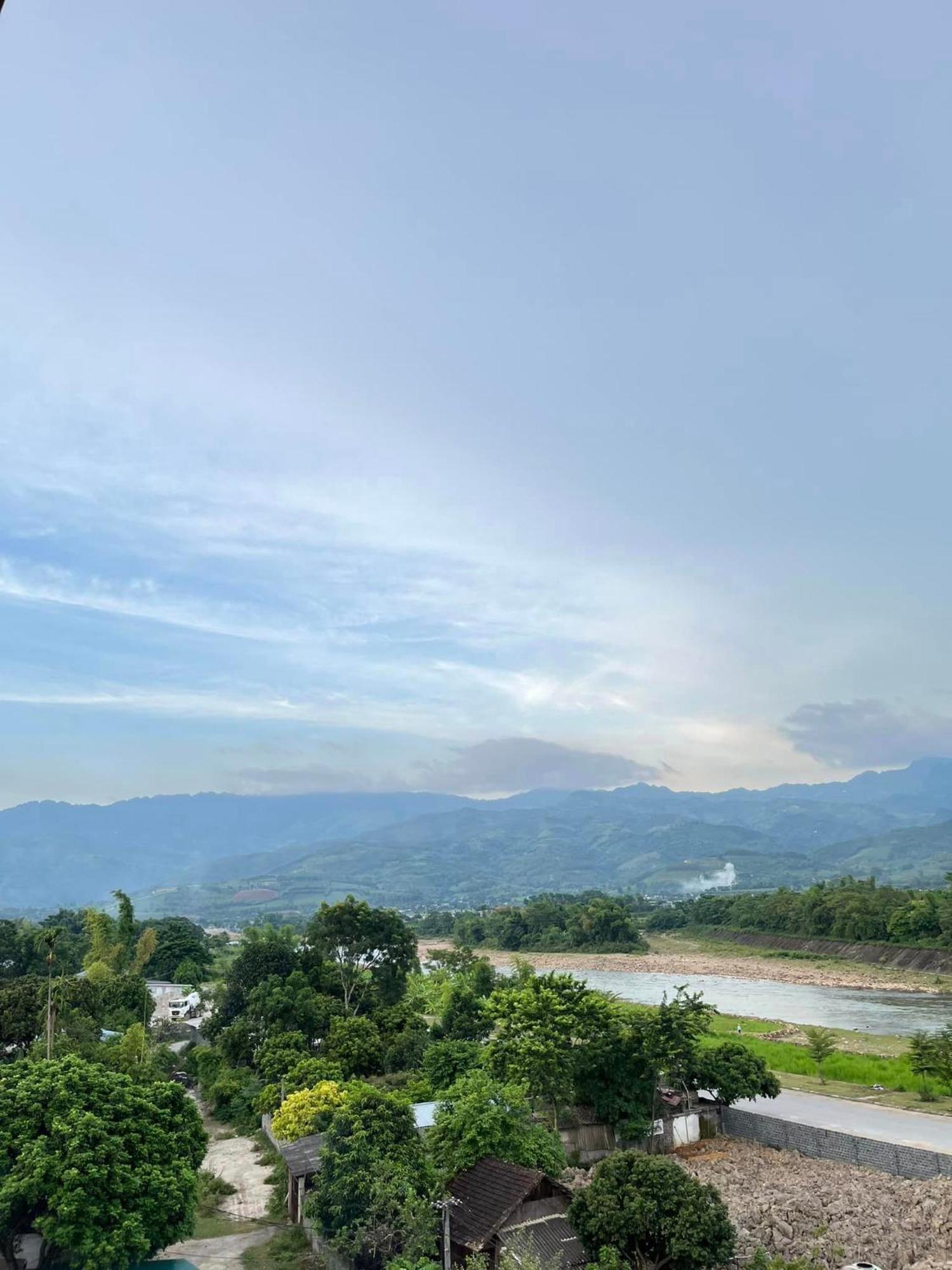 Отель Nha Nghi Ngoc Anh Nghia Lo Экстерьер фото